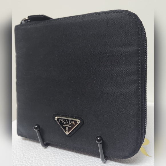 PRADA Nylon Zip Around Pouch Multipurpose SALE 🤑🤑🤑🤑🤑🤑🤑🤑🤑🤑🤑🤑🤑🤑 - Picture 7 of 14